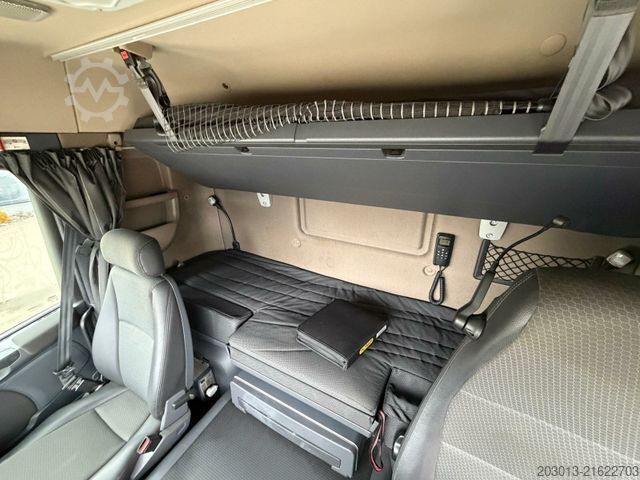 Autokran SCANIA G450 8x4 Pritsche mit Kran Palfinger PK76002 EH