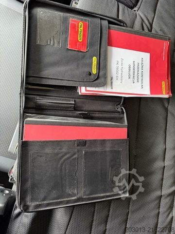 Flatbed truck SCANIA G450 8x4 Pritsche mit Kran Palfinger PK76002 EH