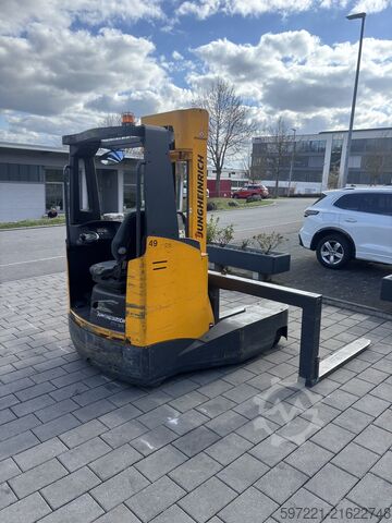 Schubmaststapler Jungheinrich ETV Q 20