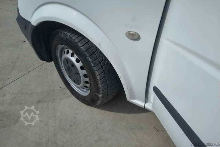 Panel van Mercedes-Benz 220 110 CDI
