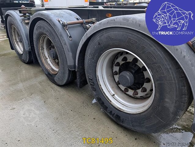 Container transportation Turbos Hoet Tank chassis Gooseneck