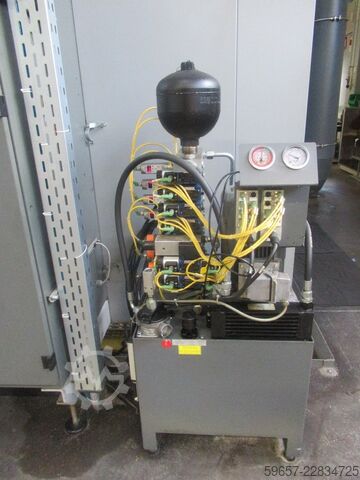 5-Achsen CNC-Bearbeitungszentrum CHIRON Mill 2000