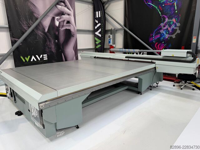 Flachbett mit Rollendigitaldrucker Canon OCE OCE ARIZONA 1260XT with Roll option