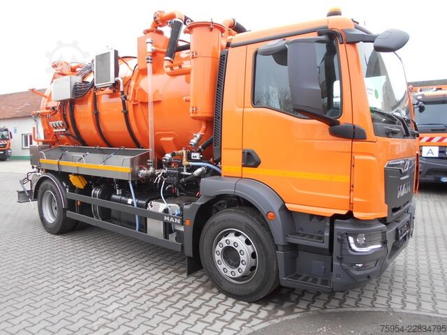 Saugwagen MAN TGM 18.320 4x2 BL / Faros 11/1 piston