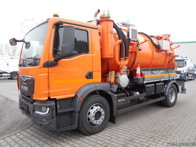 Saugwagen MAN TGM 18.320 4x2 BL / Faros 11/1 piston