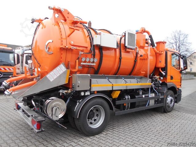 Saugwagen MAN TGM 18.320 4x2 BL / Faros 11/1 piston