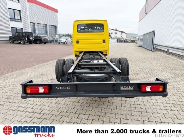 Transporter Fahrgestell Iveco Daily 72C18H/P DK 4x2, Nebenantrieb