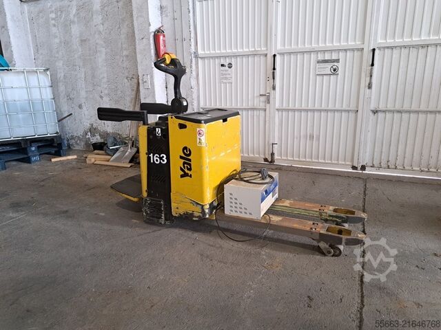 Gabelhubwagen mit Plattform No 02 Yale M Yale MP 20 X