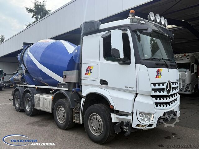 Mixer Mercedes-Benz Arocs 3748 8x4 Reduction axles, Liebherr 9m3