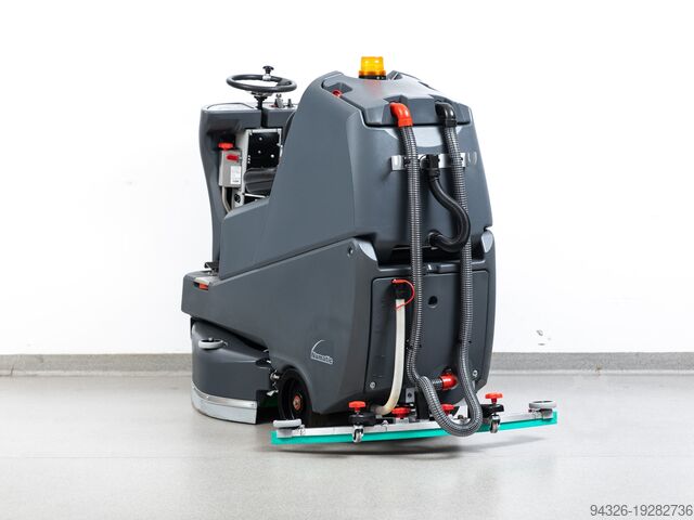 Floor CLeaner Numatic TTV NEW BATTERIES Numatic TTV 678G/400T - 2017y - 461mth