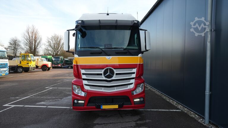 Standard-SZM Mercedes-Benz Actros 1942 Tractor unit