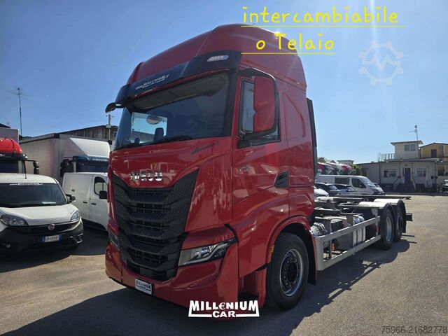 Truck chassis Iveco SWAY 480 MOTRICE 3 ASSI 12/2021