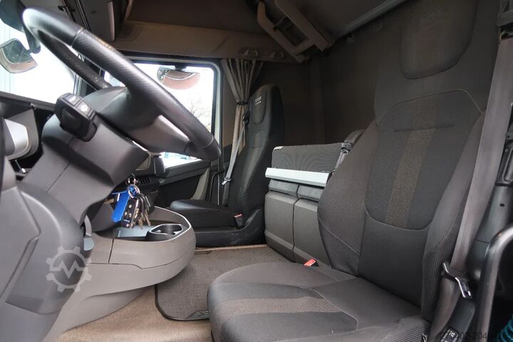 Standard-SZM DAF XF 480 NEW/ RETARDER/ 2X TANK/ ACC