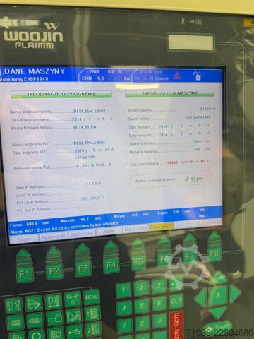 Injection molding machine Woojin DL650S