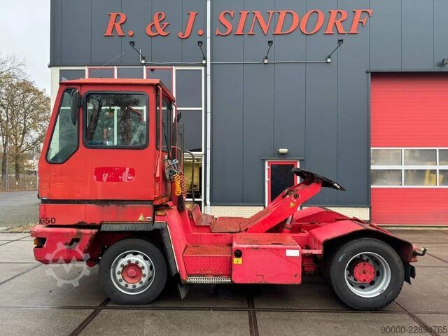 Terminal tractor Terberg YT 220