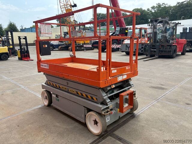 Scissor lift Skyjack SJ 4620 8.1m Schaarhoogwerker / scissor lift