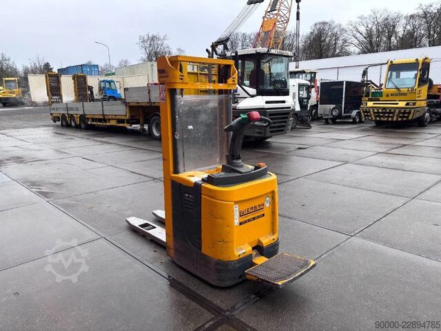 Stacker Jungheinrich WP 12S