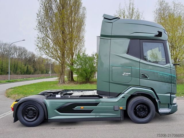 Standard tractor unit DAF FT XG+ 530