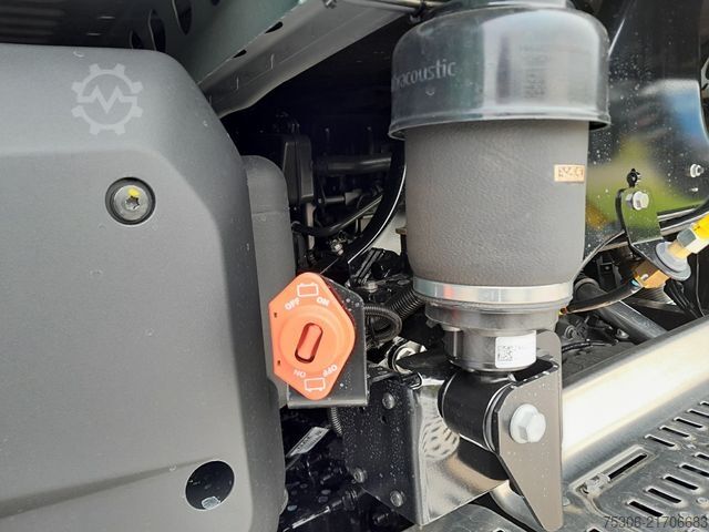 Standard tractor unit DAF FT XG+ 530