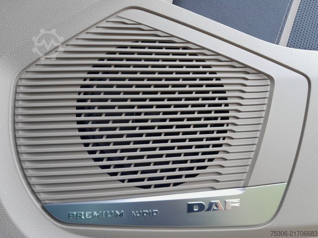 Standard tractor unit DAF FT XG+ 530