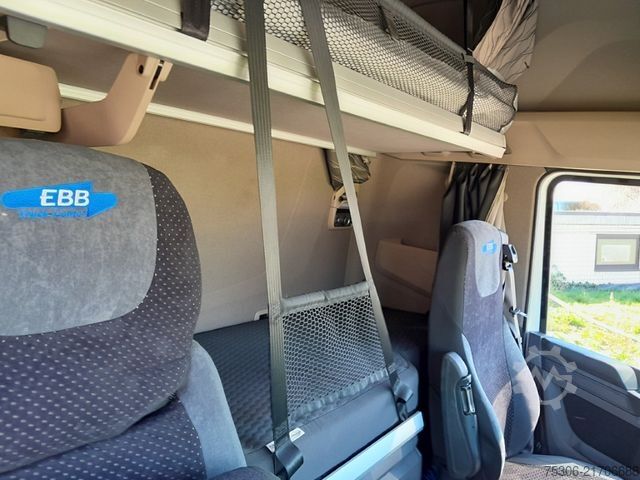 Standard tractor unit DAF FT XF 530 NGD, PXP 4x4