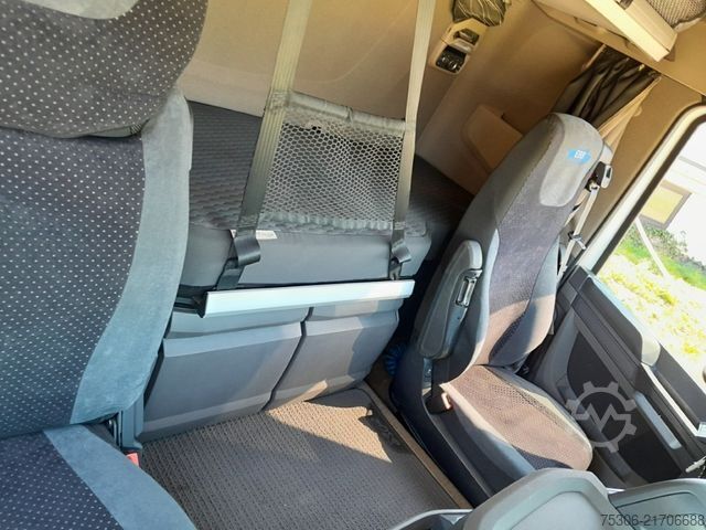 Standard tractor unit DAF FT XF 530 NGD, PXP 4x4