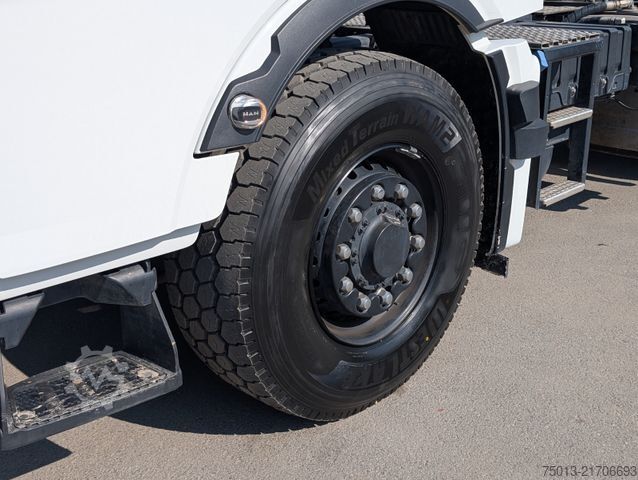 Standard tractor unit MAN TGX 18.520 BL SA 4x4 Hydrodrive, MIETEN?