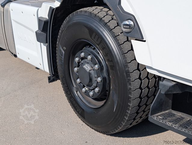 Standard tractor unit MAN TGX 18.520 BL SA 4x4 Hydrodrive, MIETEN?