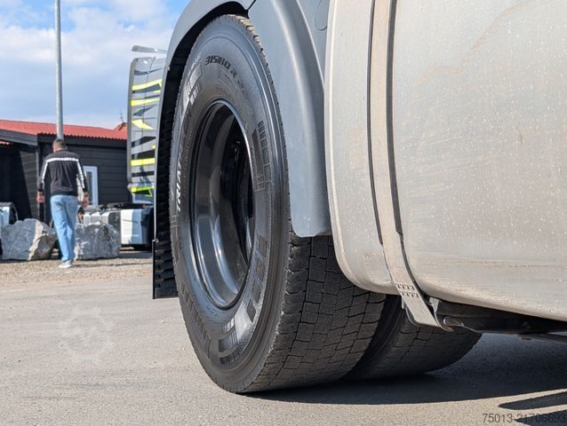 Standard tractor unit MAN TGX 18.520 BL SA 4x4 Hydrodrive, MIETEN?