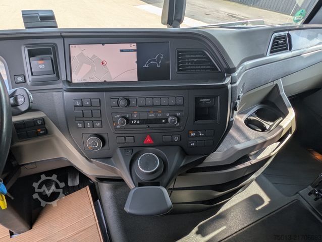 Standard tractor unit MAN TGX 18.520 BL SA 4x4 Hydrodrive, MIETEN?