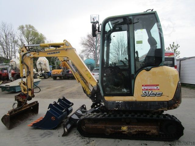 Mini excavators Yanmar SV26 - mechan. Schnellwechsler + 3 Löffel