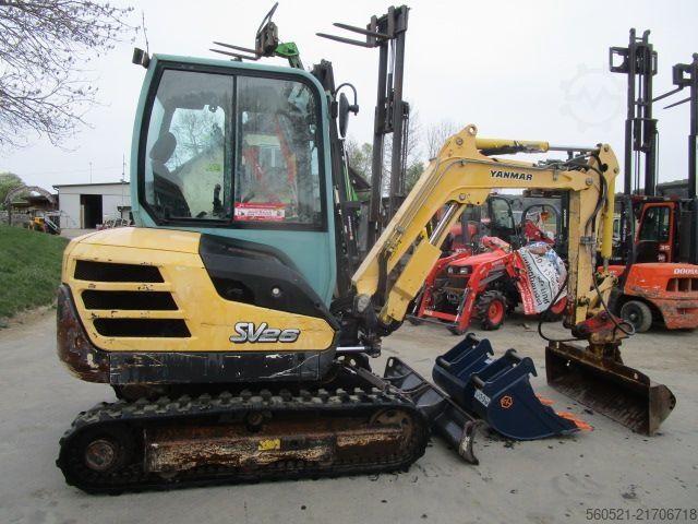 Mini excavators Yanmar SV26 - mechan. Schnellwechsler + 3 Löffel