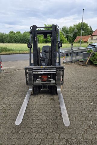 Forklift Toyota 8FBET16