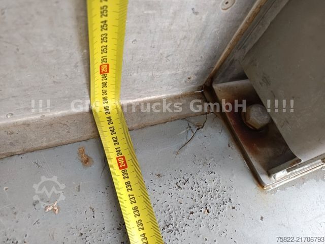 Refrigerated truck MERCEDES-BENZ Atego 1318 /Frigo Cool/ Rohrbahnen Fleisch Meat