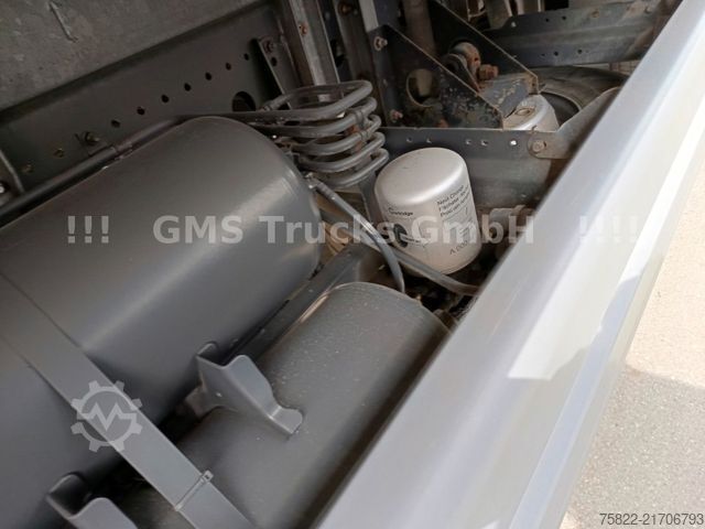 Refrigerated truck MERCEDES-BENZ Atego 1318 /Frigo Cool/ Rohrbahnen Fleisch Meat