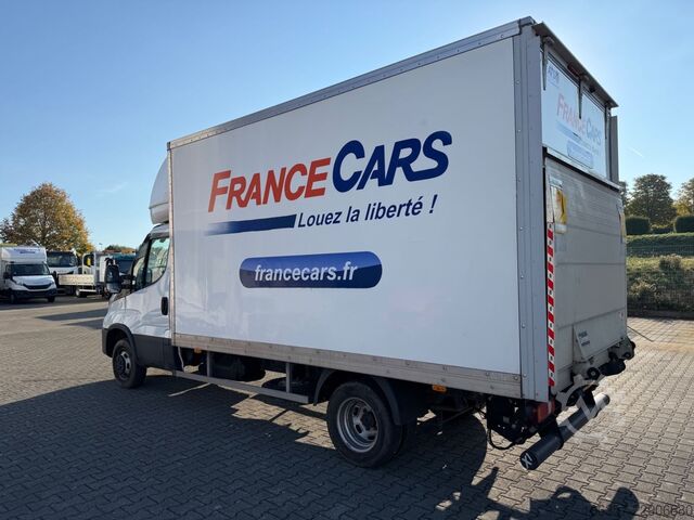 Transporter mit Koffer IVECO Daily 35C16 3,0L Koffer LBW 750kg Euro6E