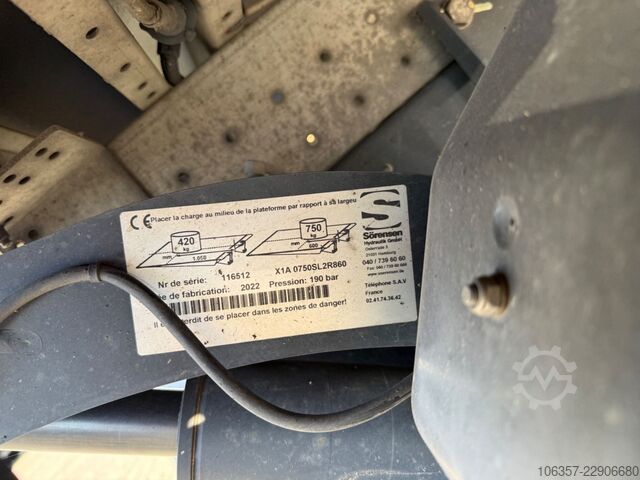 Transporter mit Koffer IVECO Daily 35C16 3,0L Koffer LBW 750kg Euro6E