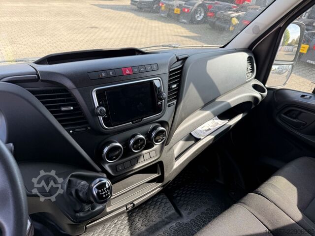 Transporter mit Koffer IVECO Daily 35C16 3,0L Koffer LBW 750kg Euro6E Seitent