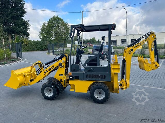 Mini shovel with excavator arm loading e Gunter grossmann GG06LX Kubota D1105
