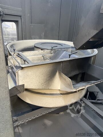 Vibratory finishing machine Rösler 