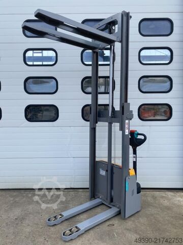 Electric pedestrian stacker, tiller stacker + new battery, pallet truck, electric pallet truck, till JUNGHEINRICH EJC M10 - G 115-250ZT