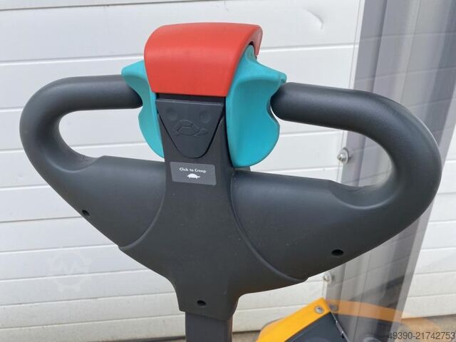 Electric pedestrian stacker, tiller stacker + new battery, pallet truck, electric pallet truck, till JUNGHEINRICH EJC M10 - G 115-250ZT