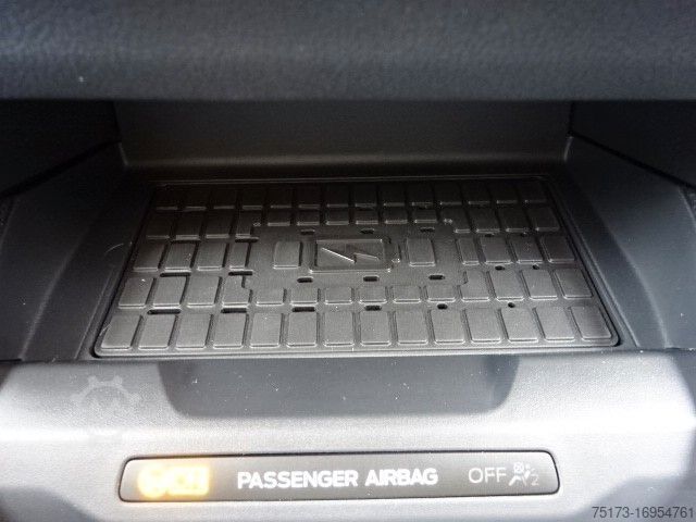 Panel van FORD Transit Courier Active Kasten 74kW Navi Kamera