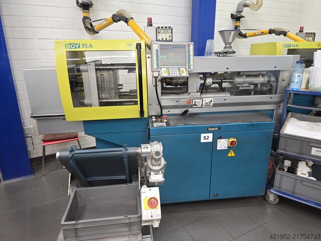 Injection molding machine BOY 35 A
