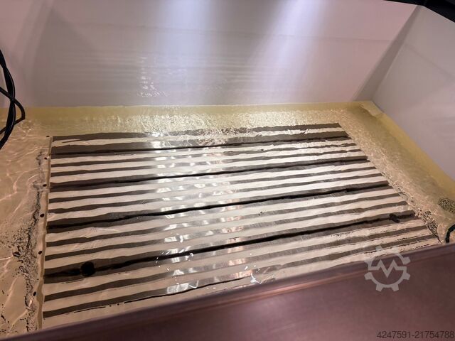 Die-sinking edm ONA IRIS6