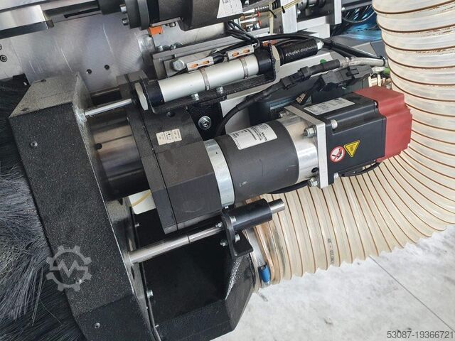 Vertical machining center for alucobond Putsch Meniconi Kopernic