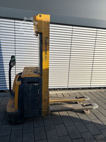 Pallet Stackers Jungheinrich EJC 216z