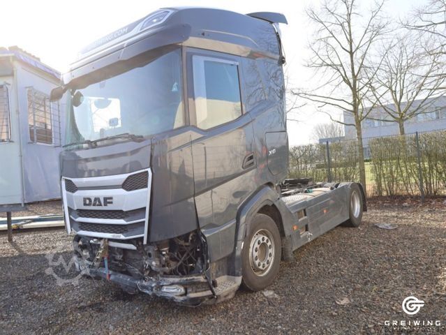 Standard tractor unit DAF XG 480 FT UNFALL