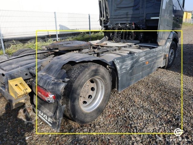 Standard tractor unit DAF XG 480 FT UNFALL