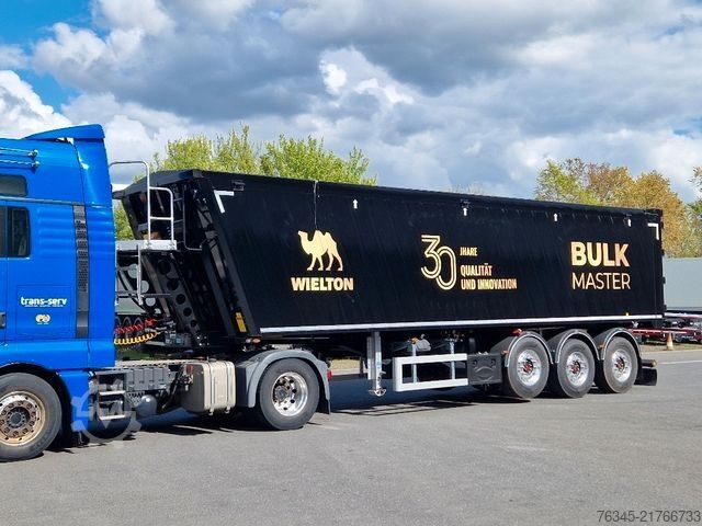 Tipper semitrailer WIELTON Alu-Kastenmulde 51m³  BULK Master BLACK Edition